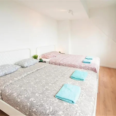 Saint Pauls Apartment *